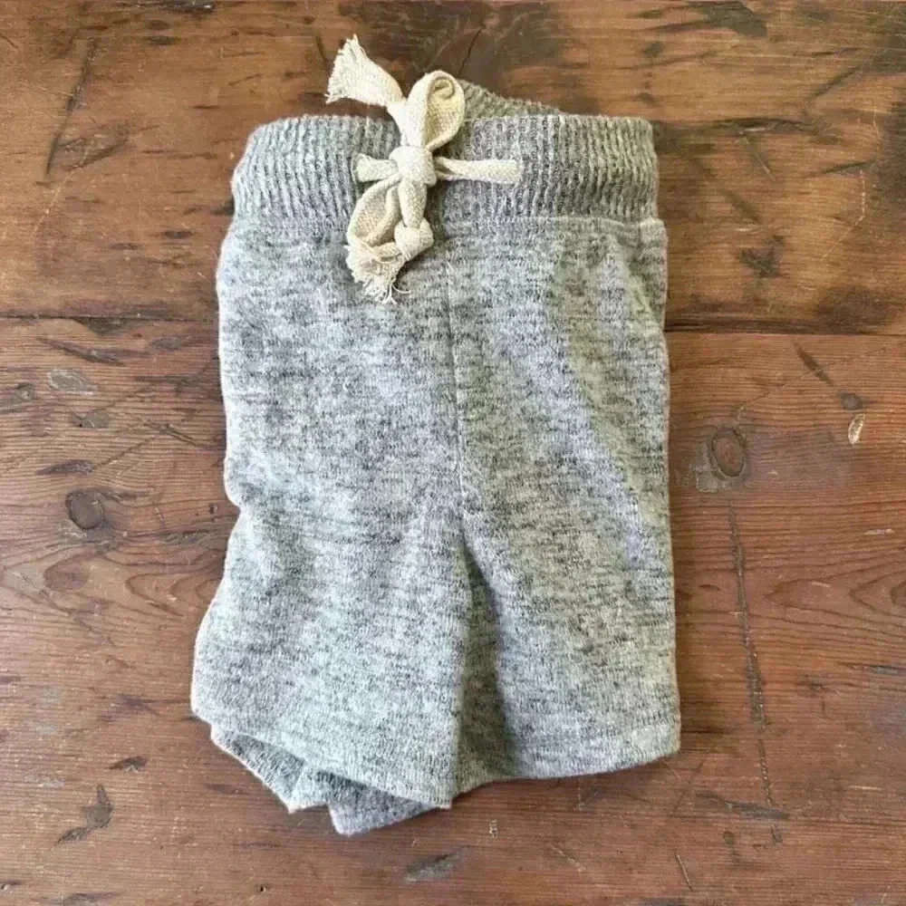 Theo & Spence Heather Grey Soft Sleep Shorts with Pockets Size S NWOT - Picture 3 of 5